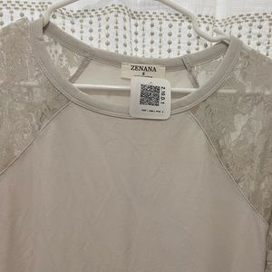 NWT Womens Top, size S
